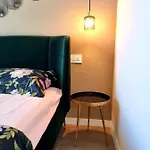 Summer Paradise * Bari